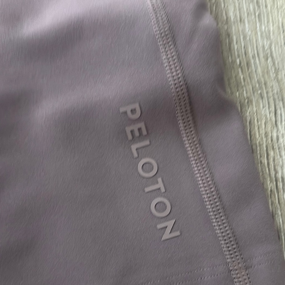 Peloton Purple Bike Shorts High-Waisted Seamless - Picture 6 of 7